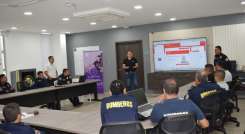 Cuerpo de Bomberos de Cúcuta recibiendo instrucción sobre el aplicativo/Foto cortesía