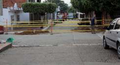 Las excavaciones se realizan en las esquinas de las calles del barrio./ Foto: Carlos Ramirez.