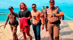 DanielSancho-autoridades-Tailandia