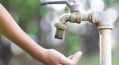 Gobierno invita a ahorrar agua potable ante una eventual sequía/Foto archivo