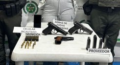 Capturada con armas de fuego