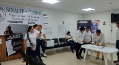 De acuerdo con lo que han expresado los sindicaditos, del total de 165 artículos del Acuerdo Colectivo 2023-2025 solo se ha cumplido el 5%. / Foto: Leonardo Favio Oliveros-La Opinión