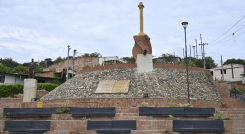 El monumento de la Columna de Bolívar se encuentra en abandono. / Foto: Archivo