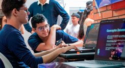 Los estudiantes mostraron aplicativos, páginas web, videojuegos y otros emprendimientos./ Foto Cortesía