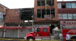 El Cuerpo de Bomberos de Cúcuta aún continuaba inspeccionando la zona de los hechos.