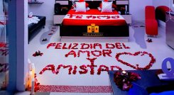 Los moteles se han convertido es sitios para celebrar aniversario de bodas, despedidas de soltero y compartir entre amigas o amigos./ Foto Cortesía
