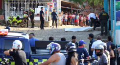 Gladys Daniela Cañas fue ultimada en la avenida 65 del barrio El Porvenir, cuando se bajó de su motocicleta. 