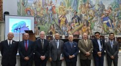 El acto estuvo presidido por el director de la Academia Colombiana de la Lengua, Eduardo Durán Gómez, con la asistencia de miembros correspondientes, académicos y honorarios. 