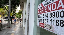 El 2024 ha sido un año difícil para los empresarios, según los gremios./ Foto Carlos Ramírez-La Opinión 