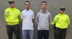Herder Manuel Peñaranda Pérez y Bayron Estiven Gómez Gaonafueron capturaros casi 5 meses después de agredir a una persona en varias ocasiones.  / Foto: Cortesía. 