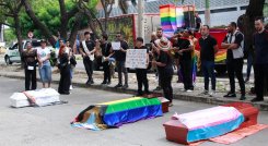 Marcha de duelo y denuncia