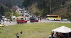 Curva Los Adioses