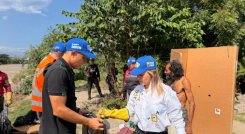 Carolina Ujueta Álvarez, secretaria de Gobierno de Cucuta, lideró la jornada de despeje del espacio público en El Malecón./Foto cortesía