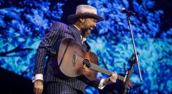 Cinco noches, cinco historias: así será la experiencia musical de Santiago Cruz.