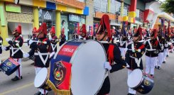 DESFILE DE BANDAS