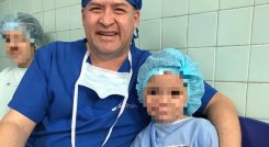 Julio Sendoya,médico cirujano. Foto: @cirujanojuliosendoya