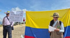 Campesinos bloquean el paso de carros compactadores hacia el relleno sanitario de La Madera, en Ocaña.