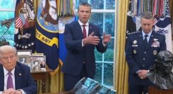 Trump y militares. Foto, Colprensa.
