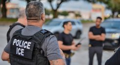 Crece la polémica por muertes de migrantes bajo custodia del ICE