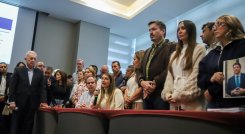 Centro Democrático pide a De la Espriella derogar normas sobre armas y sector minero-energéticoCentro Democrático pide a De la Espriella derogar normas sobre armas y sector minero-energético