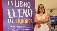 ¿Sabe escribir “hay, ay y ahí”? La profe Mónica llega a la fliC para ponerlo a prueba.
