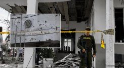 En imágenes: así quedó la estación de Policía de Los Patios tras el carro bomba. /La Opinión.