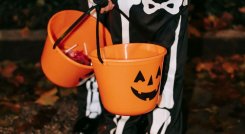 De cada 10 personas, siete compran golosinas para temporada de Halloween