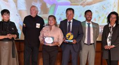 William Villamizar recibe por segunda vez premio nacional por su compromiso con la niñez