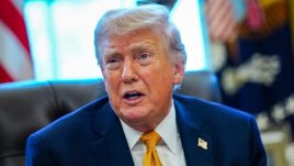 DONALD TRUMP 