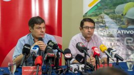 Diego Fernando Mora, gerente de la EIS, y Fabio Ernesto Araque, gerente Veolia Aguas de Norte de Santander./Foto: Cortesía