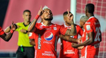 Duván Vergara, Marlon Torres y Yesus Cabrera fueron castigados con dos fechas de sanción.  Foto: Colprensa