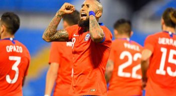 El mediocampista de la selección chilena, Arturo Vidal esta molesto con los directivos de la Federción chilena.