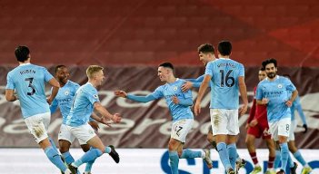 Manchester City, va por más ante el Everton de James Rodríguez.
