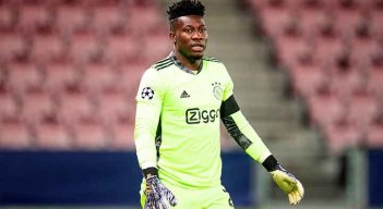 El guardameta del Ajax de Holanda, André Onana fue sancionado por un año./Foto: AFP