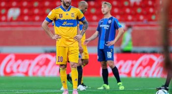 André Pierre-Gignac anotó un doblete en la victoria de su equipo Tigres ante el Ulsain Hyundai. Foto; AFP