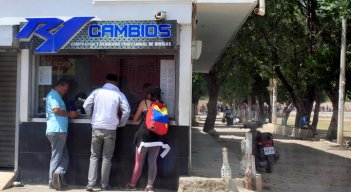 La devaluación del bolívar tiene efectos en los servicios del Estado en Venezuela. / Foto: Archivo
