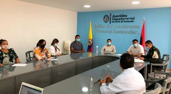 Autoridades analizaron lo que está pasando con el sacrificio de ganado. Foto Cortesía
