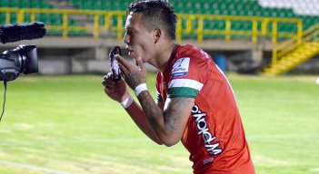 El cucuteño Héctor Solano, jugador del Patriotas, anotó en la noche del martes su primer gol como profesional.