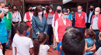 Las delegaciones diplomáticas de España y Colombia visitaron un centro de atención de niños y mujeres venezolanos en Villa del Rosario/Foto Cortesía