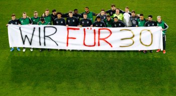 La selección alemana envió un mensaje alusivo a los 30 Derechos Humanos, por la explotación laboral en Catar. 