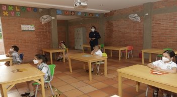 Los niños tendràn clases entre las 8:30 a. m. y las 11:20 a.m. / Foto: Luis Alfredo Estévez/ La Opinión 
