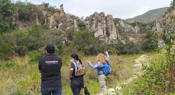 Los Estoraques volvió a recibir visitantes, tras 10 años de cierre 