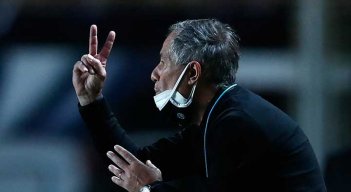 Ariel Holan, actual entrenador del Santos FC