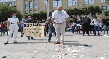 El gremio solicita al Gobierno Nacional ayudas directas e inmediatas para mitigar la crisis económica.  / Luis Alfredo Estévez/ La Opinión 
