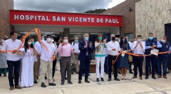 Duque entrega el Hospital San Vicente de Paúl en Gramalote./FOTO: Cortesía