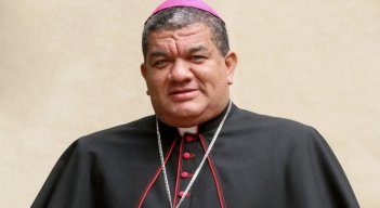 Monseñor Luis Gabriel Ramírez Díaz./Foto: Cortesía/La Opinión.