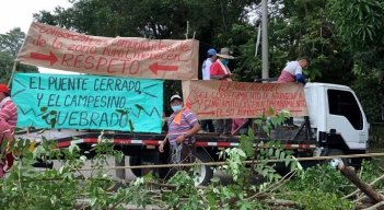 Los campesinos ya se han manifestado en varias oportunidades. Al menos 8 veredas se mantienen incomunicadas, por lo que le solicitan a la Alcaldía de Cúucta que no los deje solos. /Foto: Cortesía/ La Opinión 