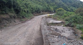 La carretera La Soberanía, con 150 kilómetros de largo, une a Norte de Santander con Boyacá y Arauca teniendo como punto de referencia La Lejía. 