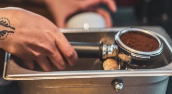 De acuerdo con cifras de la Federación Nacional de Cafeteros, el consumo per cápita de café en el país es de cerca de 2,2 kilos al año, mientras que, en países europeos, como Finlandia, el consumo interno es cinco veces mayor, bordeando los 12 kilos per cápita. / Foto: Colprensa