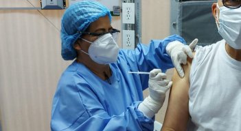 Avanza el plan de vacunación contra el coronavirus. / Foto: Twitter Huem